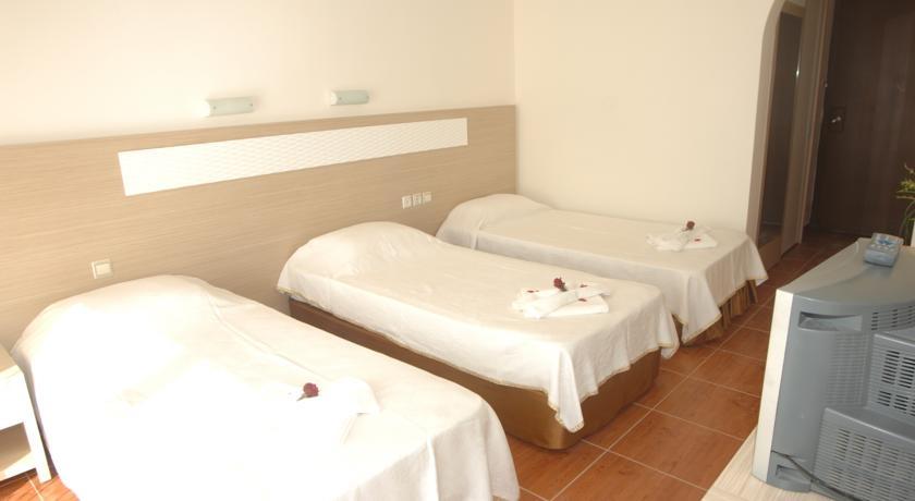 Ideal Beach Hotel Kargıcak Exterior foto